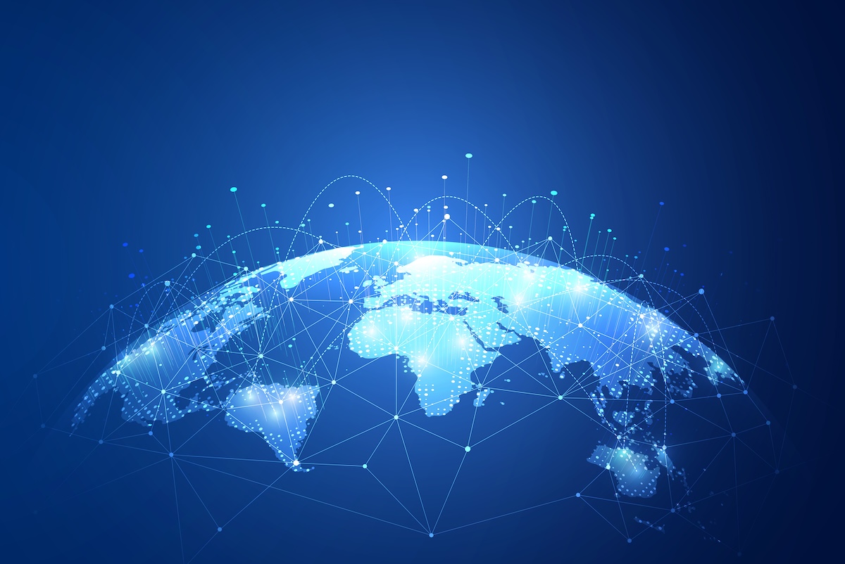 Building and Governing Global Business Ecosystems: Strategies for Platform Success Across Borders